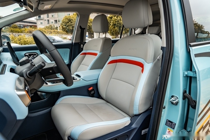 新款广汽埃安AION UT vs. 竞争车型，谁更强？_广汽埃v_广汽埃安新能源汽车报价