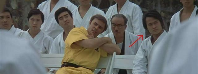 李小龙的演艺生涯高峰与低谷_李小龙的演艺生涯_巅峰李小龙