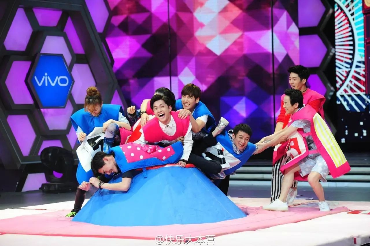 李易峰参与新综艺录制，期待精彩展现_播放李易峰参加的综艺_李易峰综艺节目2021