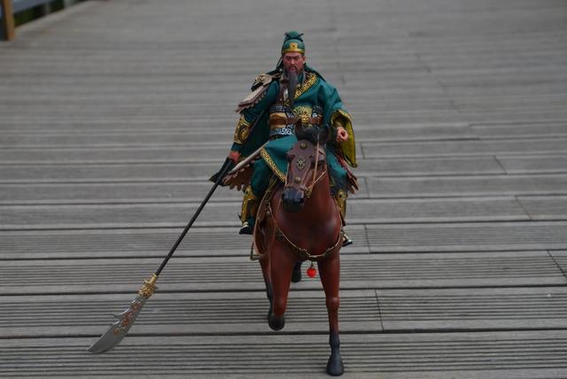 吕布打过的胜仗_吕布在各大战役中的表现_吕布有何战绩