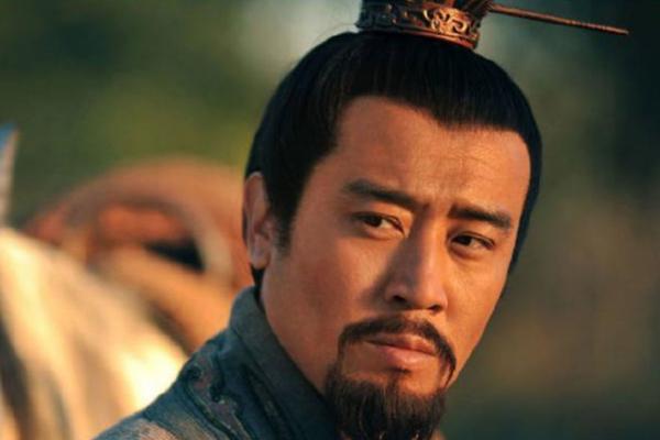 吕布打过的胜仗_吕布在各大战役中的表现_吕布有何战绩