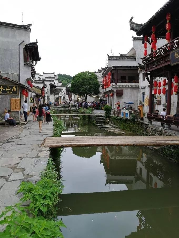 自驾游攻略：如何选择适合的汽车？_自驾游汽车首选_自驾游选什么车好