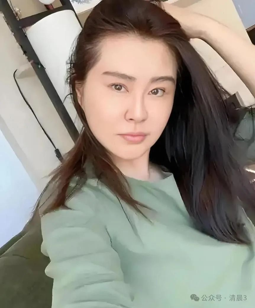 关之琳早期经典电影_关之琳的情感故事与生活启示_关之琳最经典的电影