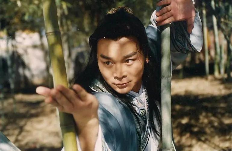 播放吴樾主演的电视剧_吴樾的经典电视剧角色回顾_吴樾导演电视剧2020