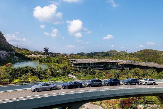 上汽奥迪南京品鉴会：豪华之上再起新潮，全系车型展现操控与美学