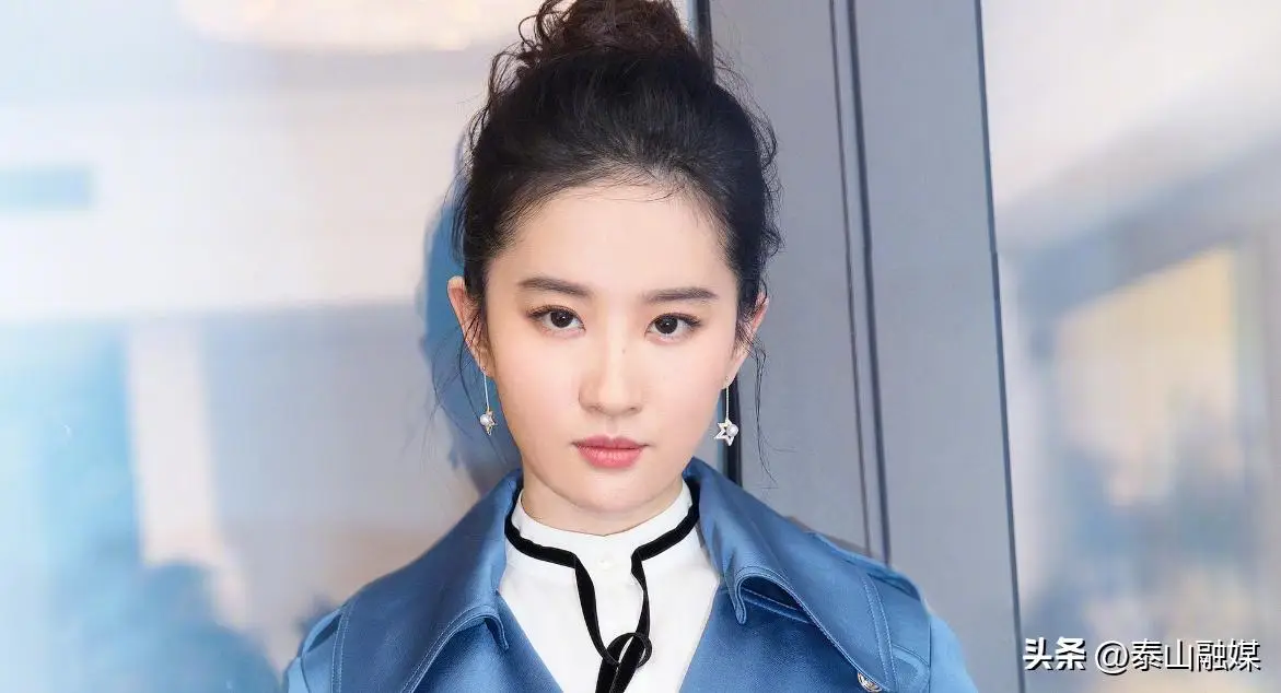 刘亦菲回中国了吗_刘亦菲的影视回归：新作品瞩目_33岁刘亦菲再回巅峰