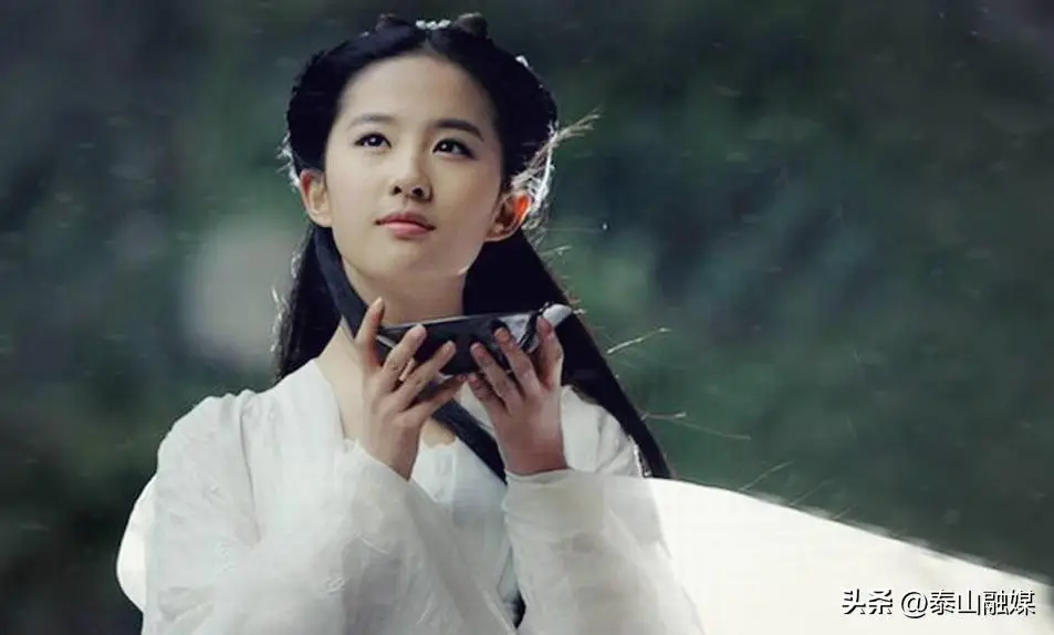 刘亦菲回中国了吗_33岁刘亦菲再回巅峰_刘亦菲的影视回归：新作品瞩目
