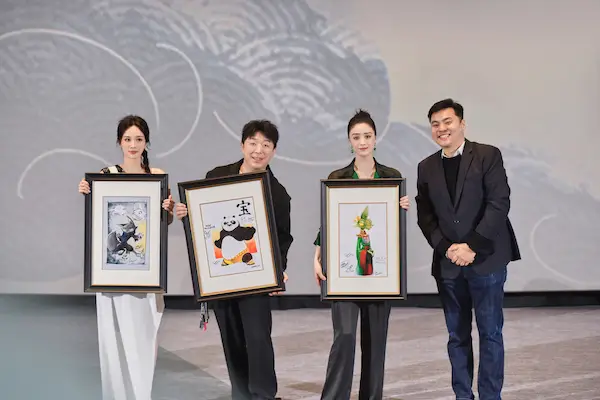 杨幂角色反派经典挑战是什么_杨幂反派造型_杨幂的经典反派角色与挑战