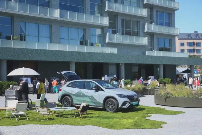 奔驰引领行业发展_奔驰的未来：创新、可持续与品牌愿景_奔驰的愿景