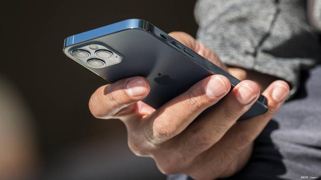 Sweekli带你探索苹果最新资讯、隐藏技巧与优质配件，解决手机使用难题