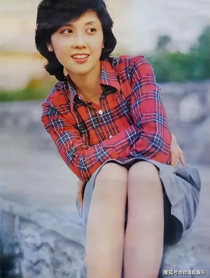 朱琳的经典角色与表演技巧_朱琳的演技_电影演员朱琳活动视频