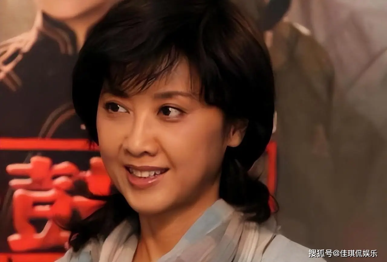 朱琳的经典角色与表演技巧_电影演员朱琳活动视频_朱琳的演技