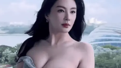 张雨绮：从长江7号到多面角色，实力女演员的璀璨演艺之路