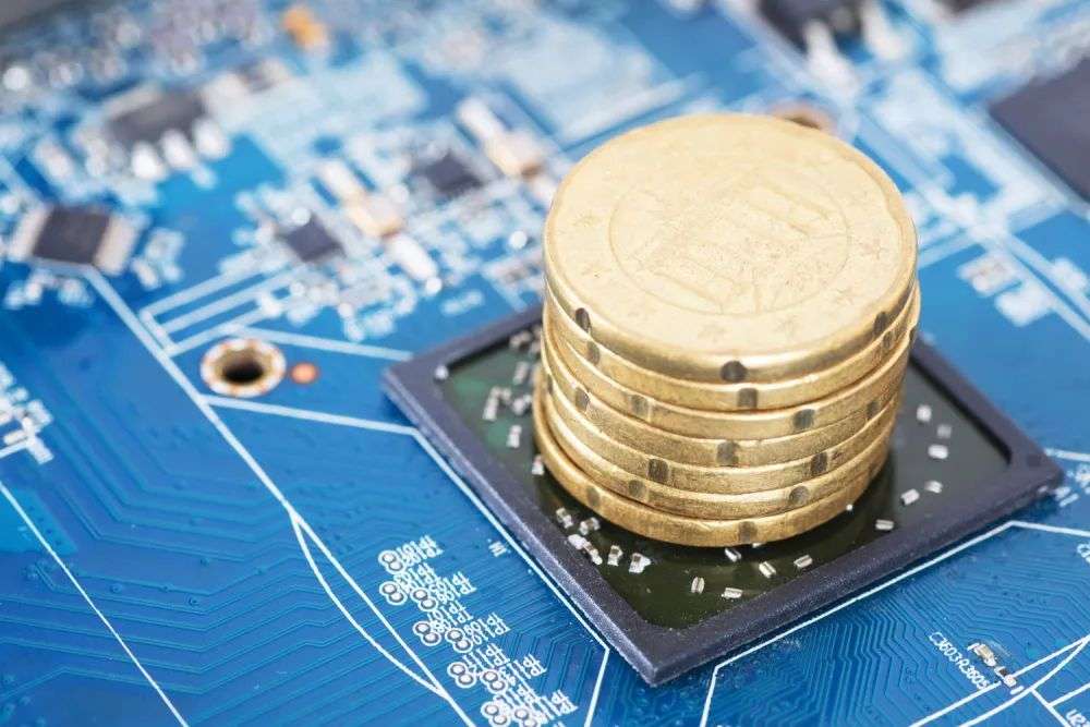 小米收购蔚来_王化回应小米收购蔚来事件，分析背后的行业趋势与市场影响_蔚来小米占股