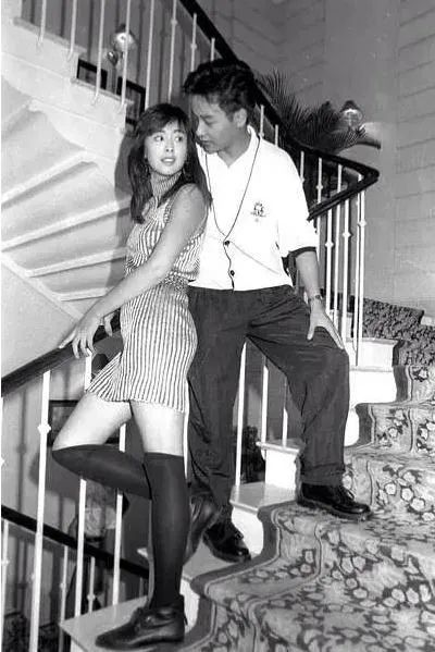 张国荣的粉丝是什么年代_张国荣的粉丝文化与影响力_张国荣十大文化偶像