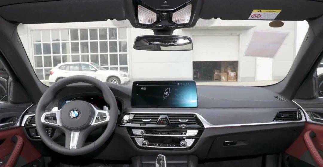 宝马操作_宝马操作界面体验用户设计方案_宝马的用户界面设计与操作体验