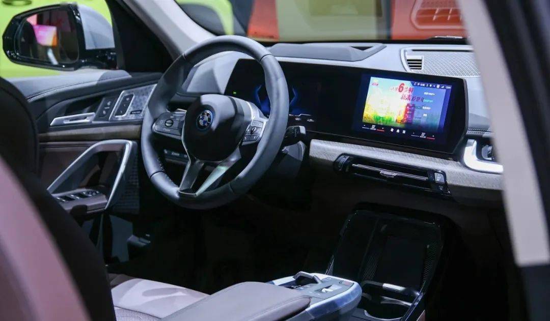 宝马操作界面体验用户设计方案_宝马操作_宝马的用户界面设计与操作体验