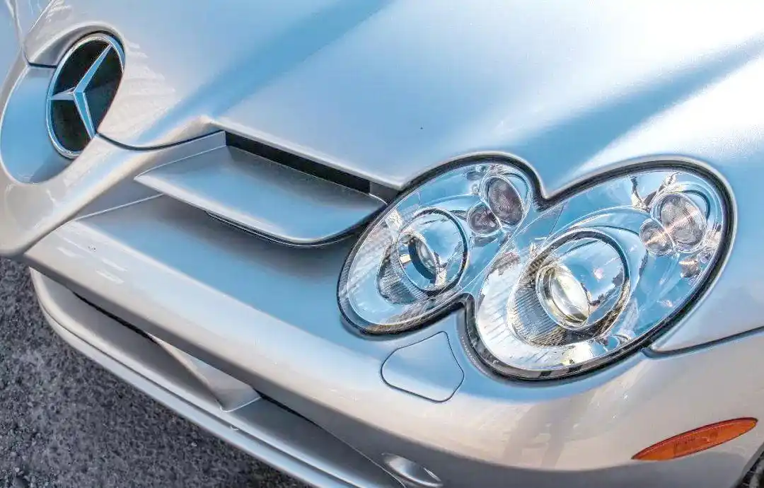 迈凯伦在赛车界的传承与创新_迈凯伦赛车_迈凯伦车队赛车手