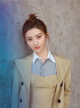 成龙热心公益_成龙的公益事业与社会贡献_成龙公益慈善